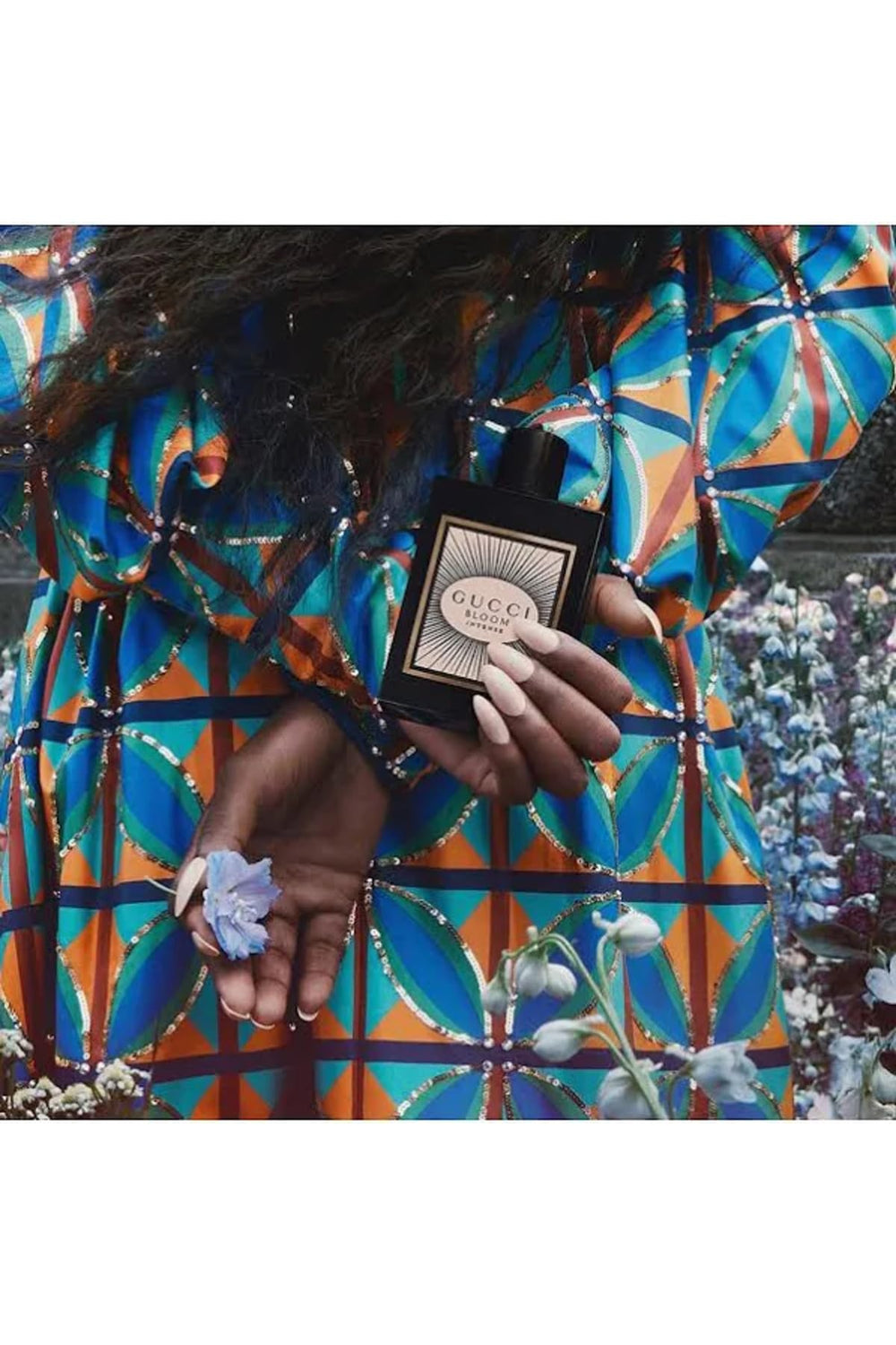 Gucci Bloom Intense gift packaging and outer box for gifting moments
