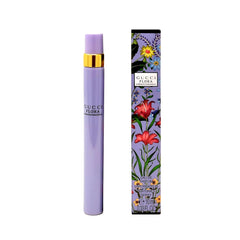 Gucci Flora Gorgeous Magnolia bottle-front shows elegant florals for daily luxury.