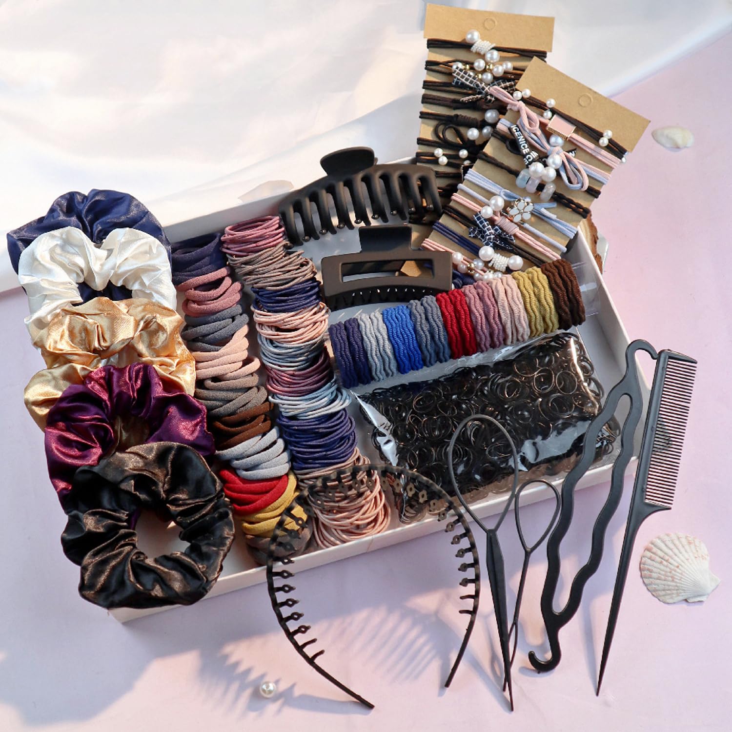 GUOXI travel-ready kit keeps hair tidy on the go.
