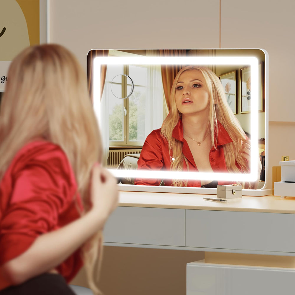 Gvnkvn three-color temperature settings for versatile makeup lighting.