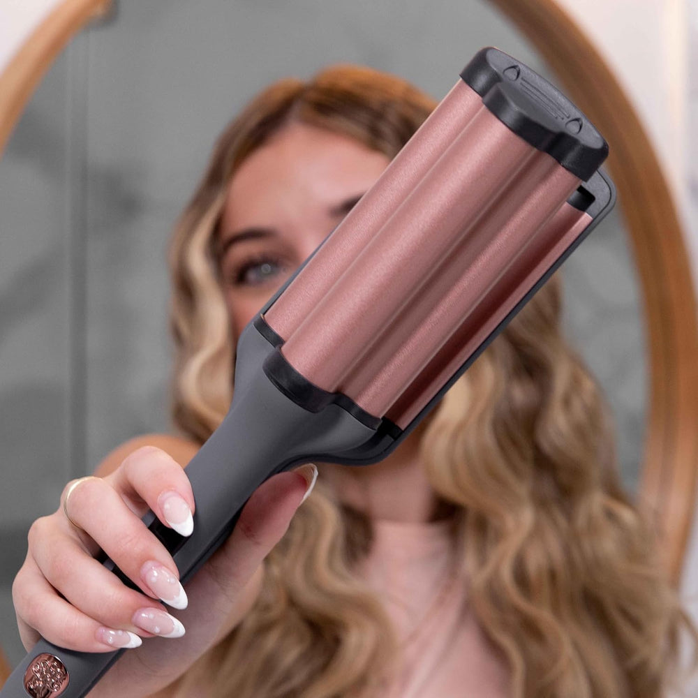 Hairitage Catch The Wave Iron automatic shut-off and lock feature for safe storage.