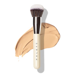 HALEYS Kabuki flat-top dense-bristles deliver silky, streak-free coverage for a flawless base