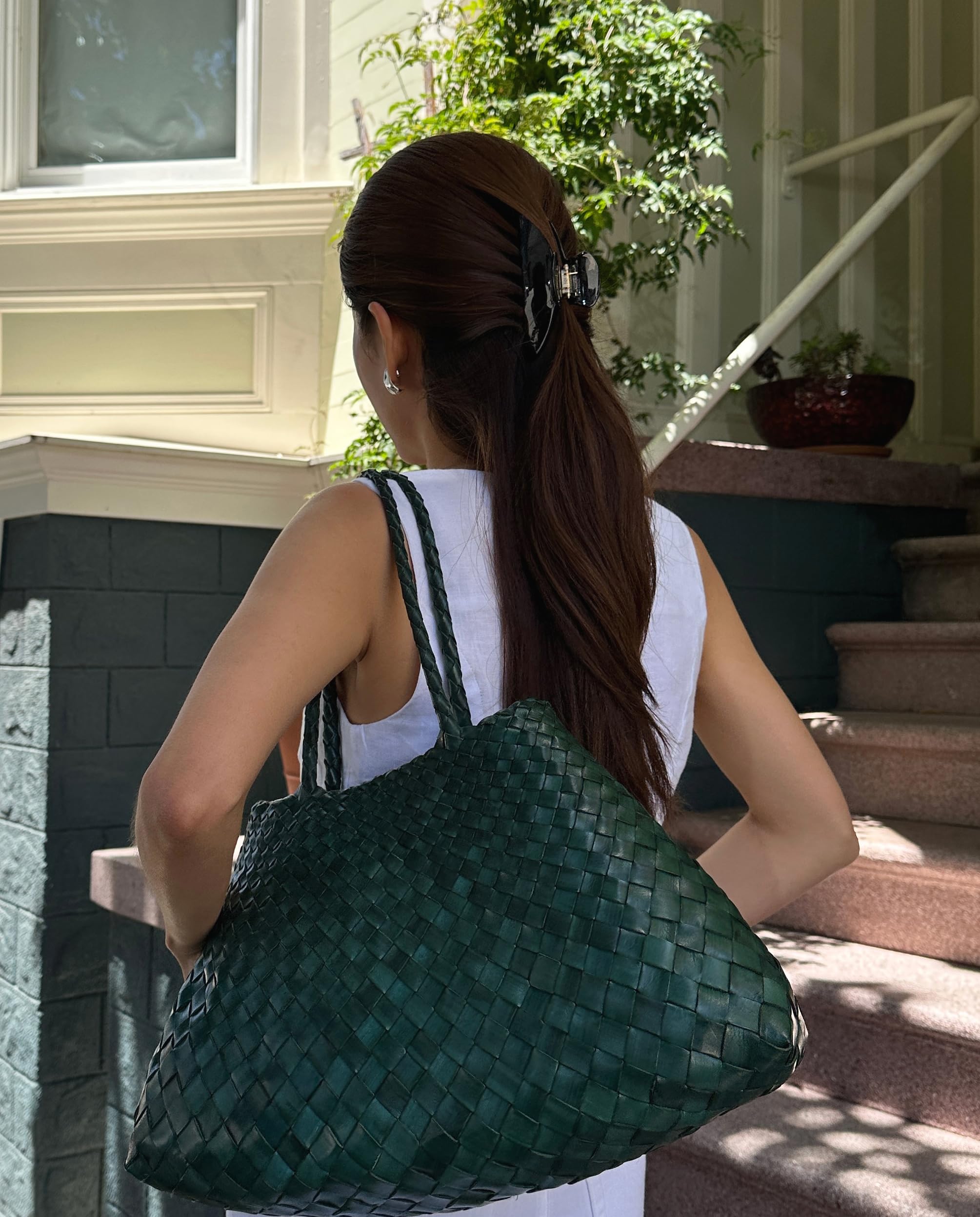 Hana Mia purse-friendly clip fits in a bag for quick touch-ups.