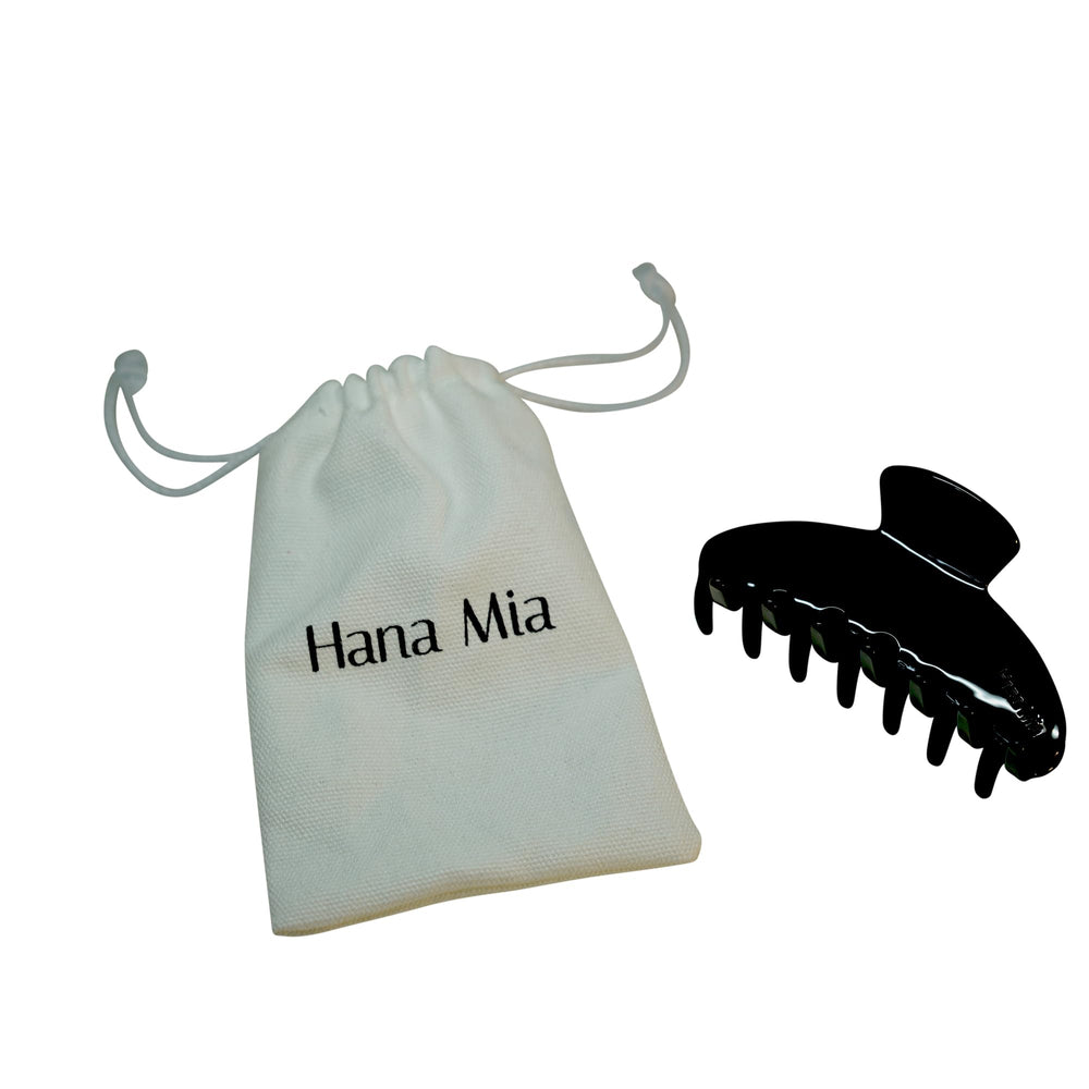 Hana Mia thick-hair 4-inch clip offering lightweight, all-day comfort.