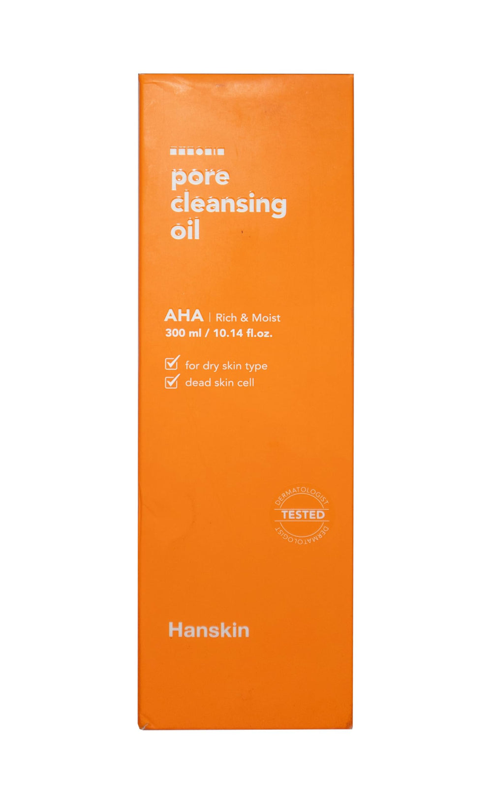 Hanskin AHA Pore Cleansing Oil leaves skin hydrated and refreshed after washing.