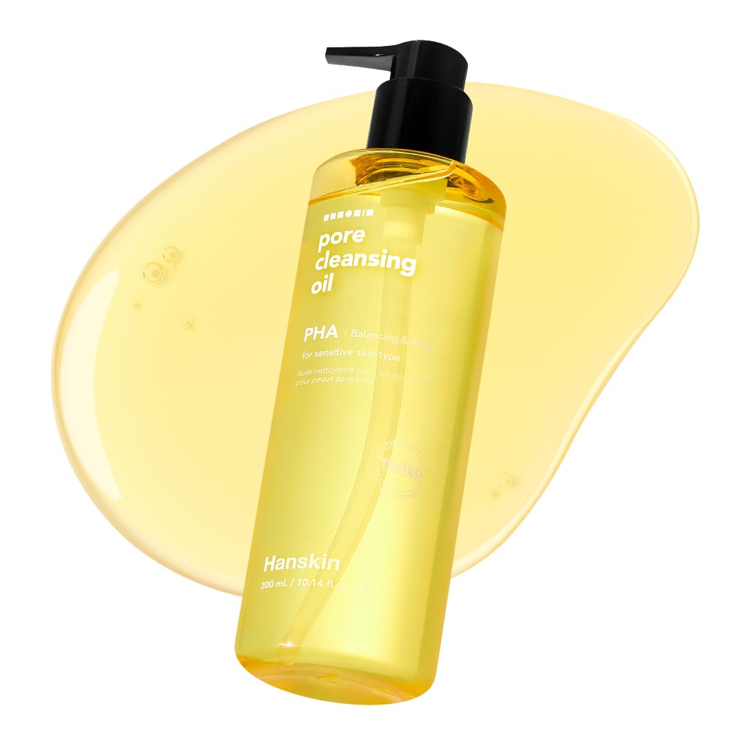 Hanskin Pore Cleansing Oil bottle pump for easy daily use and mess-free application.