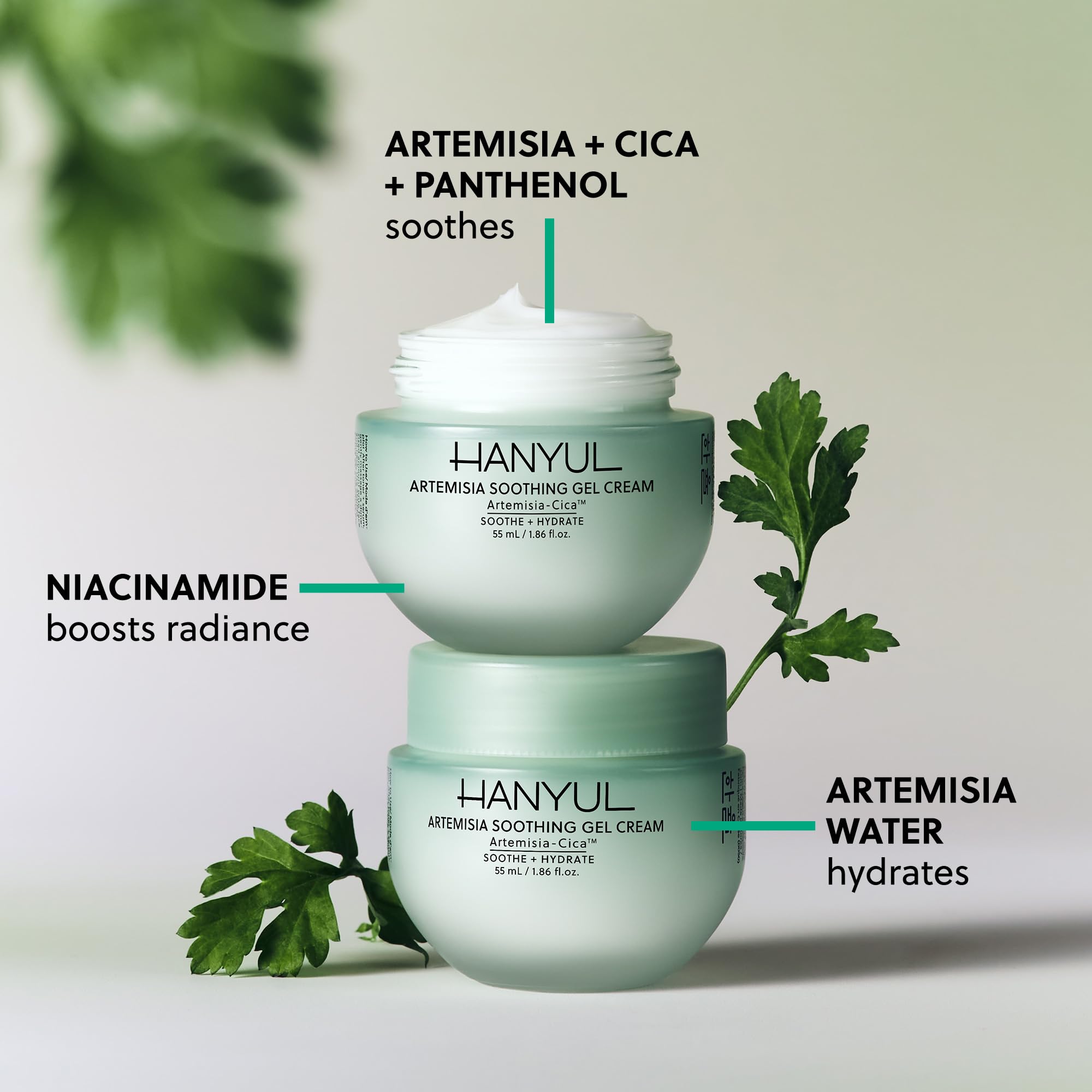 Hanyul Artemisia Soothing Gel Cream texture closeup shows lightweight, non-greasy feel.