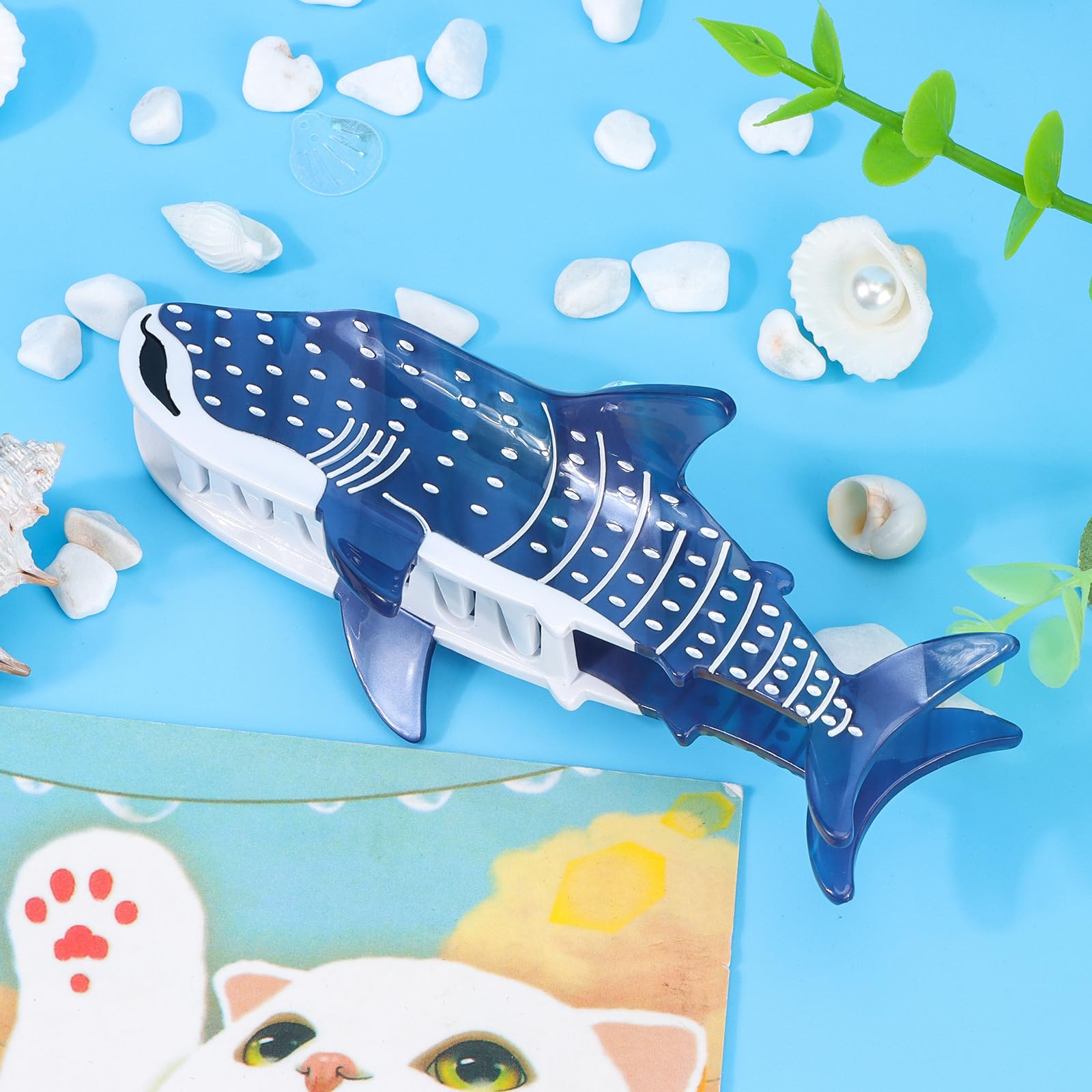 Hapdoo gift-ready packaging conveys ocean-inspired surprise