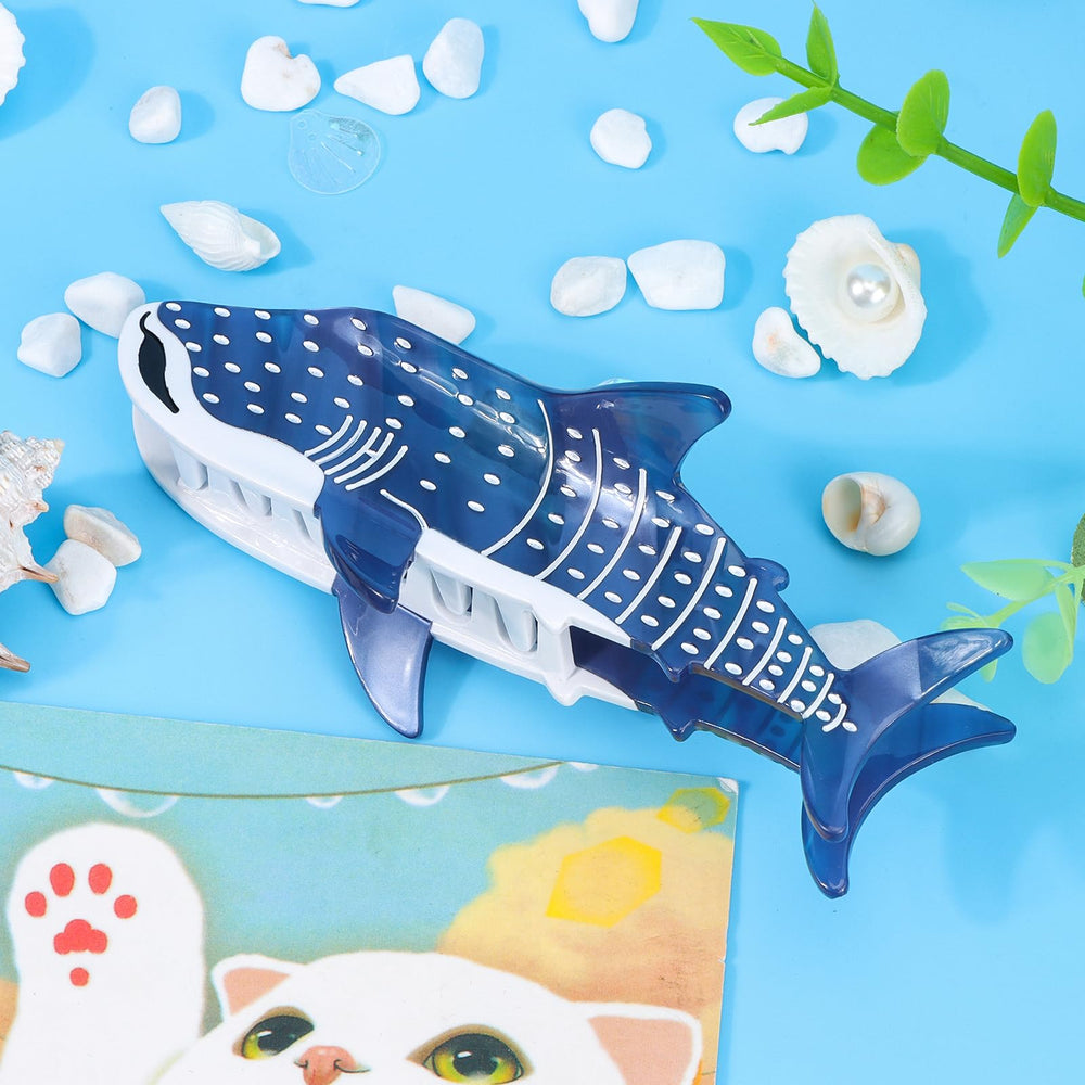 Hapdoo gift-ready packaging conveys ocean-inspired surprise