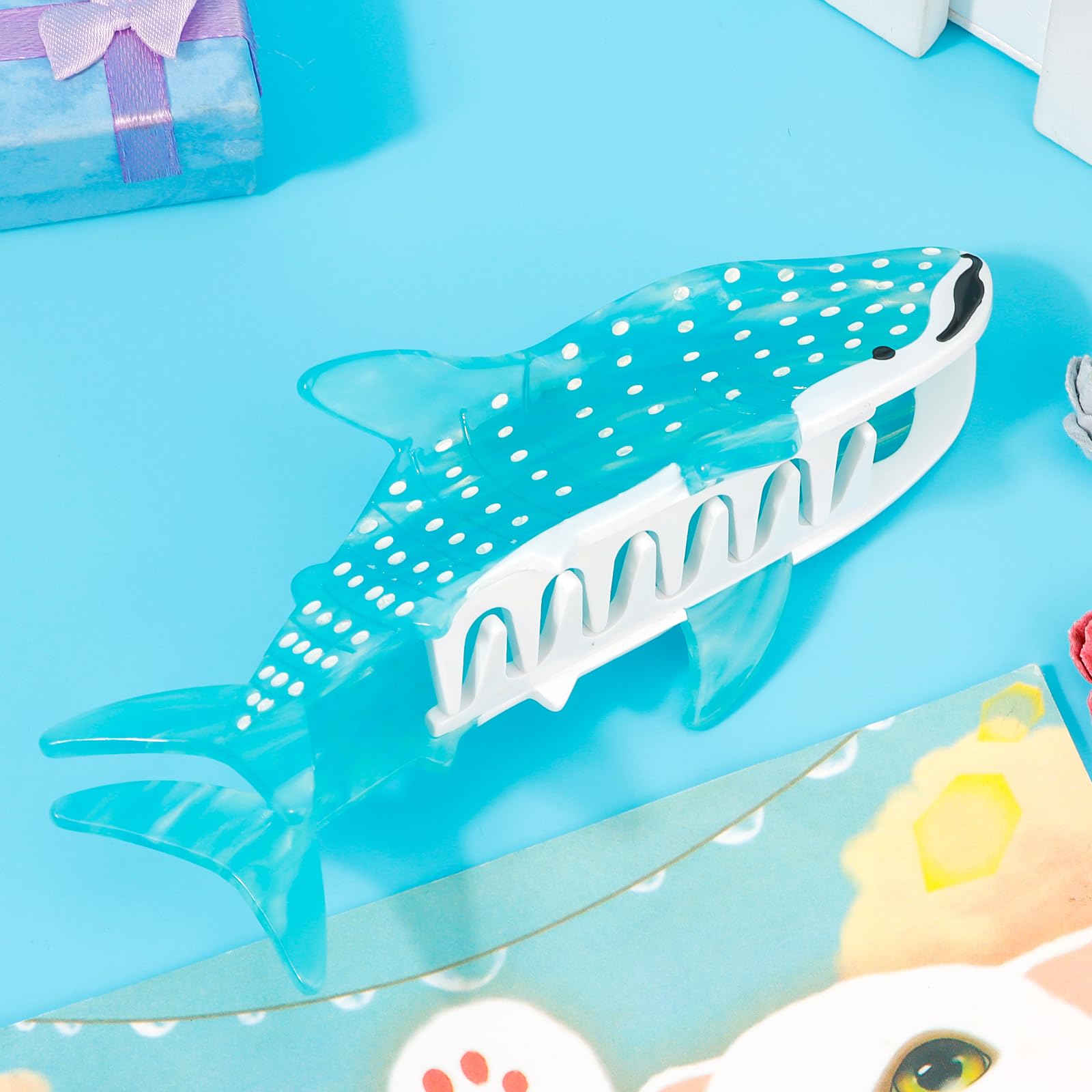 Hapdoo Non-slip acetate clip ideal for gripping diverse hair types