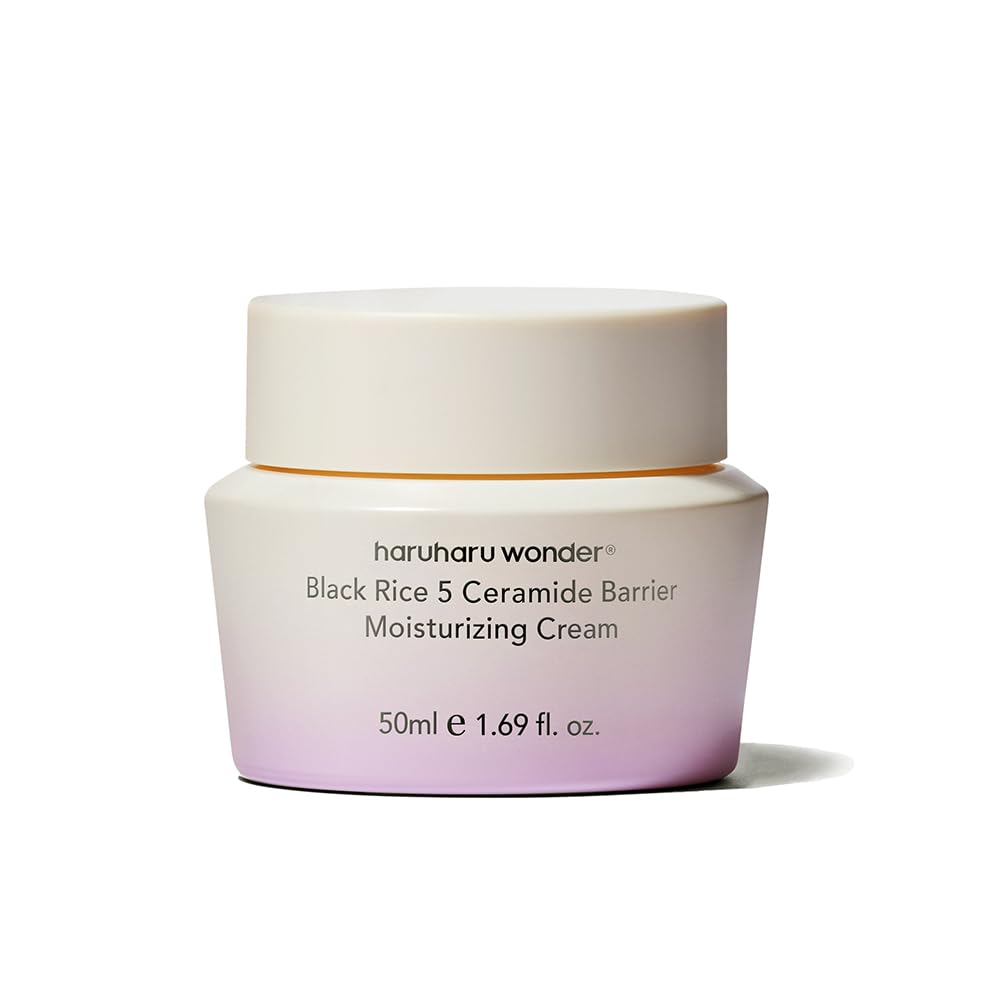 HARUHARU Wonder Black Rice ceramide jar illustrates rich hydration.