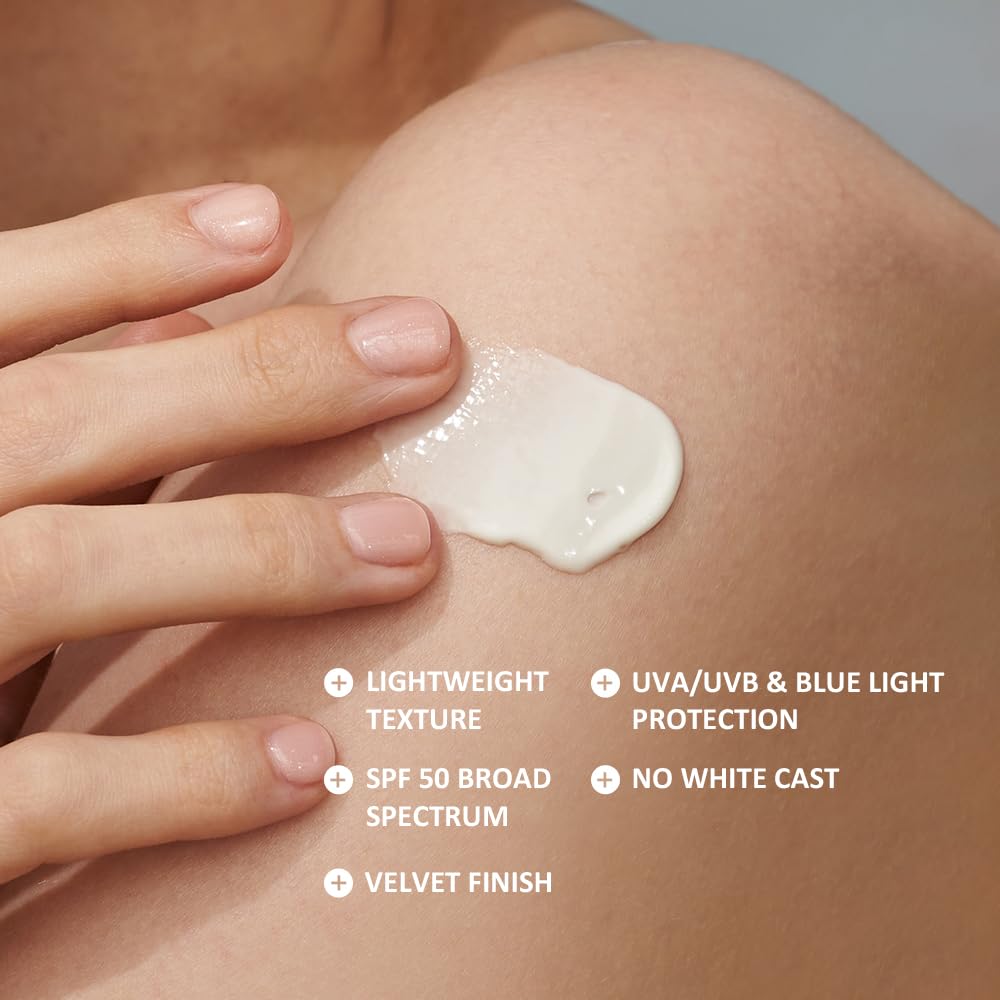 Haruharu Wonder hydrating texture visible during quick daily application