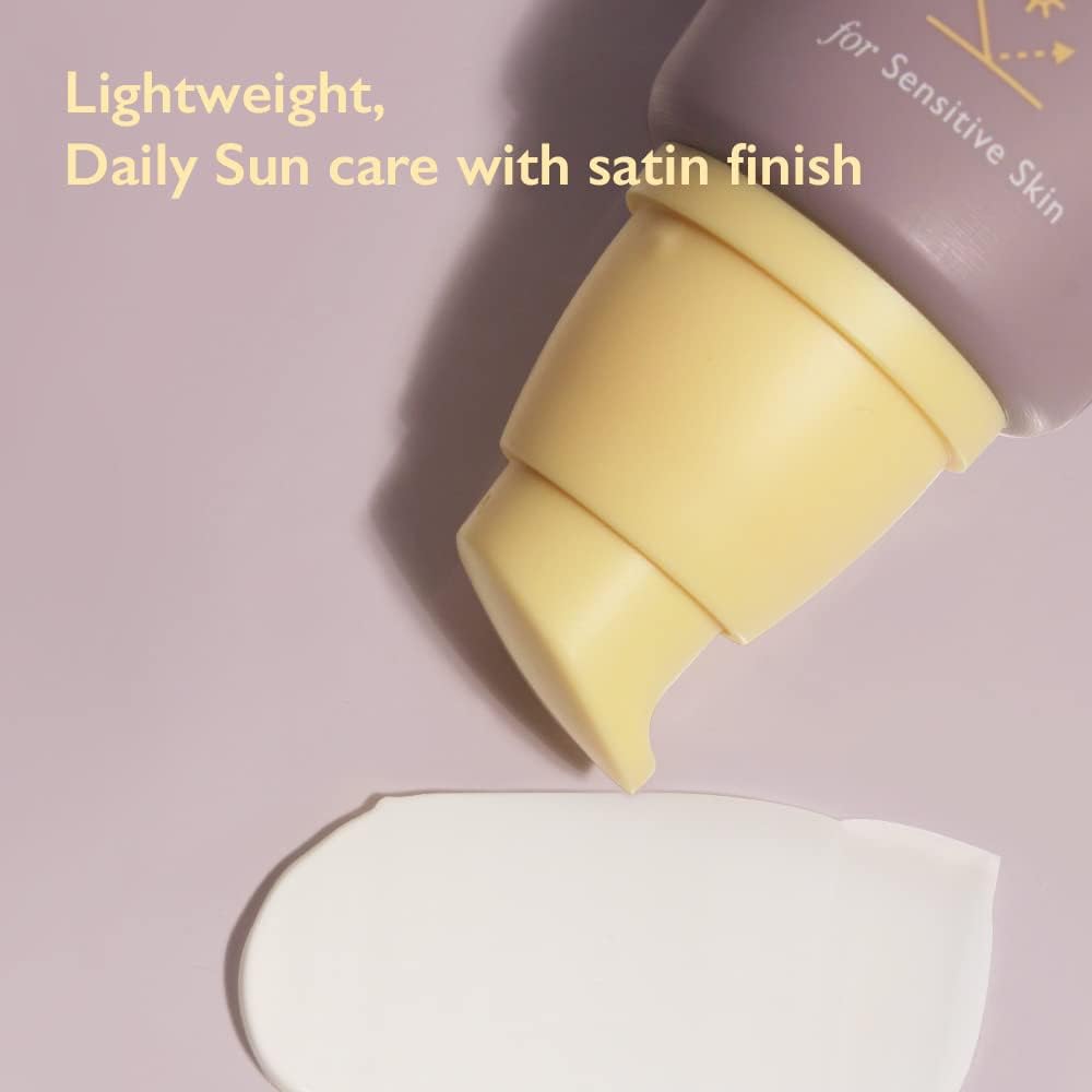 HARUHARU Wonder rice bran oil droplet highlights moisturizing antioxidant-rich benefits.