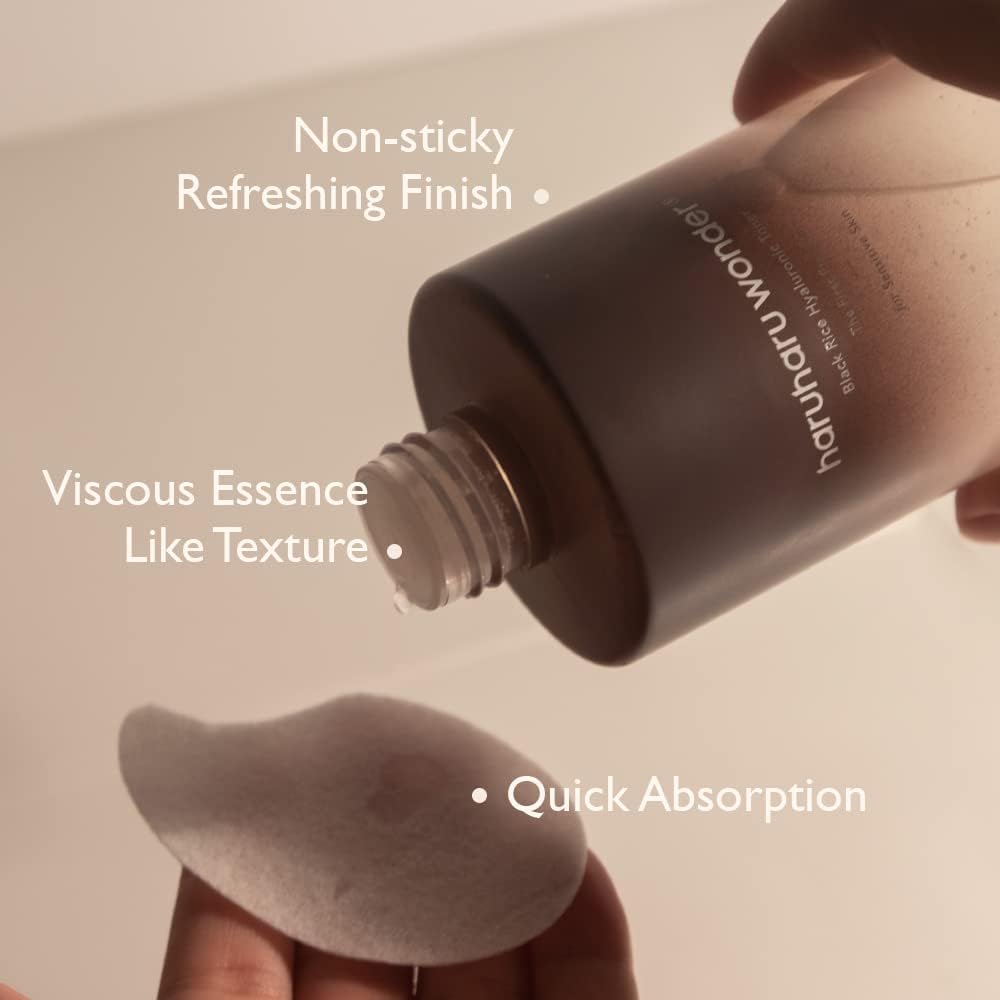 HARUHARU Wonder Toner bottle with glow backdrop indicating radiant skin potential