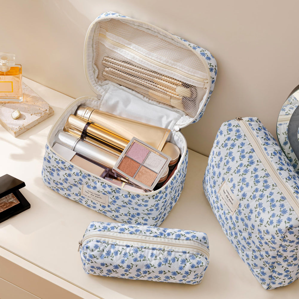 HBselect compact floral bag fits daily purse and keeps essentials organized.