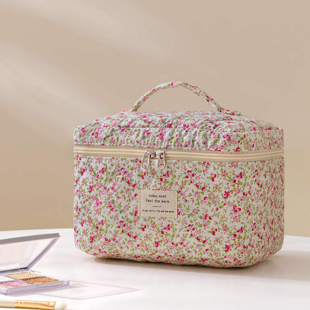 HBselect quilted makeup bag gift-ready floral design for gifting occasions