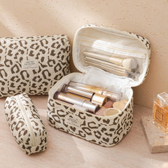 HBselect Quilted Makeup Bag large-gold-zipper with durable closure for quick access