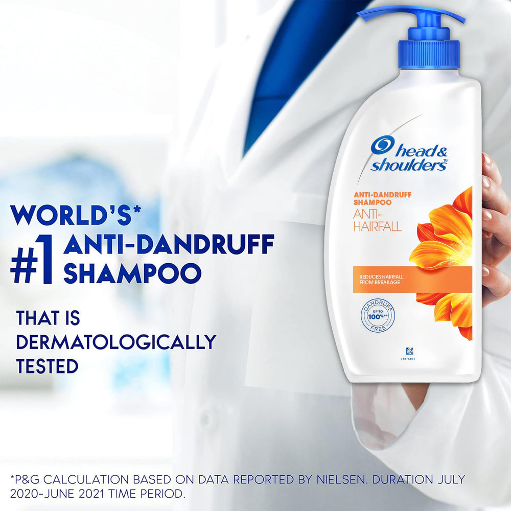 Head & Shoulders bottle with fresh scent captures rejuvenating shower experience.