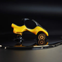 HeadBlade ATX Razor flow-through design simplifies rinsing during shaving sessions