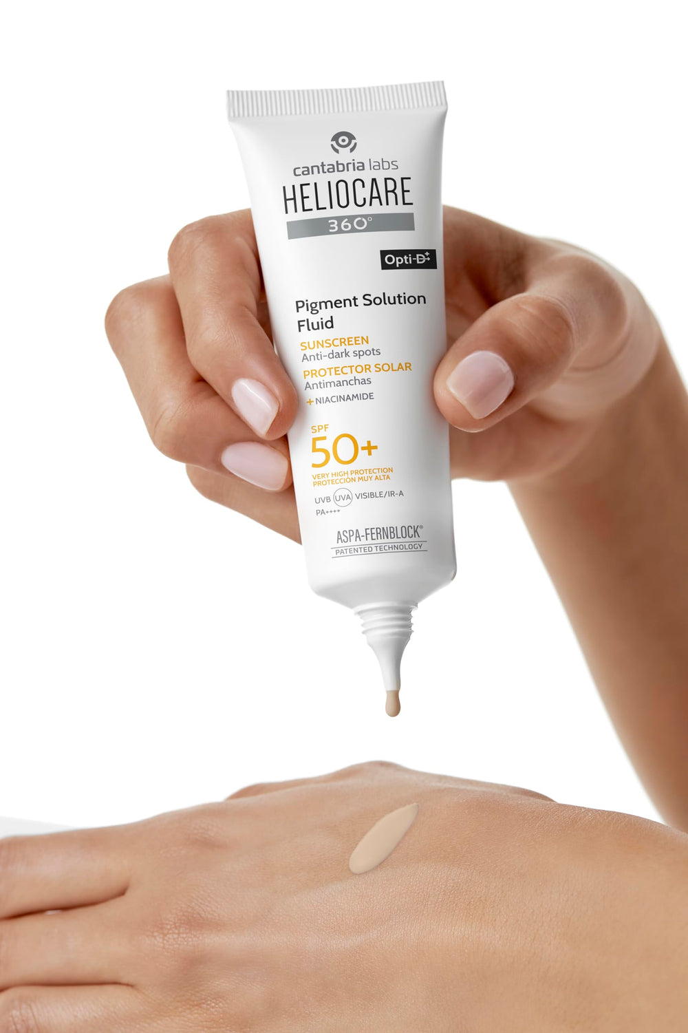 Application swirl of Heliocare 360 Pigment Solution Fluid SPF50 demonstrates easy daily use.