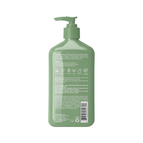 Close-up of Hempz Tea Tree Herbal Body Moisturizer 17oz label highlighting natural ingredients.