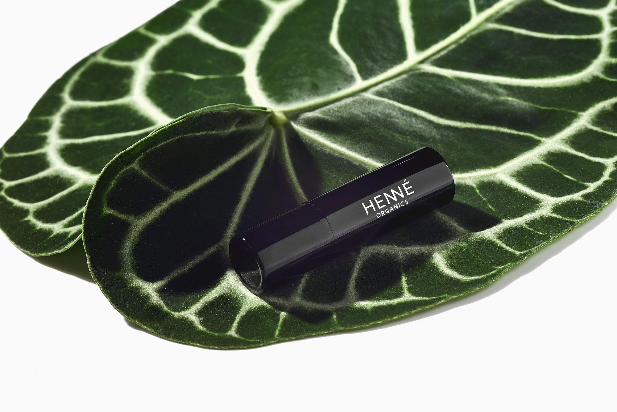 Henné Organics USDA Organic and Cruelty Free certification communicates clean, ethical beauty