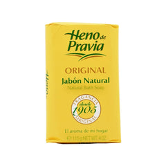 Heno de Pravia Original scent image highlights fresh grassy aroma with geranium and lavender.