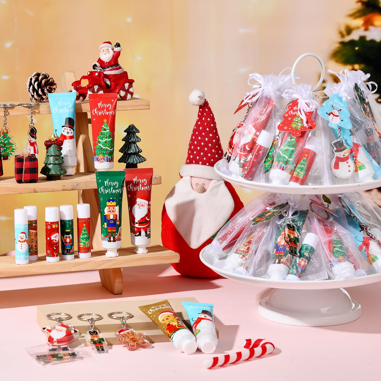 Henoyso Christmas pattern designs add festive charm to the set.