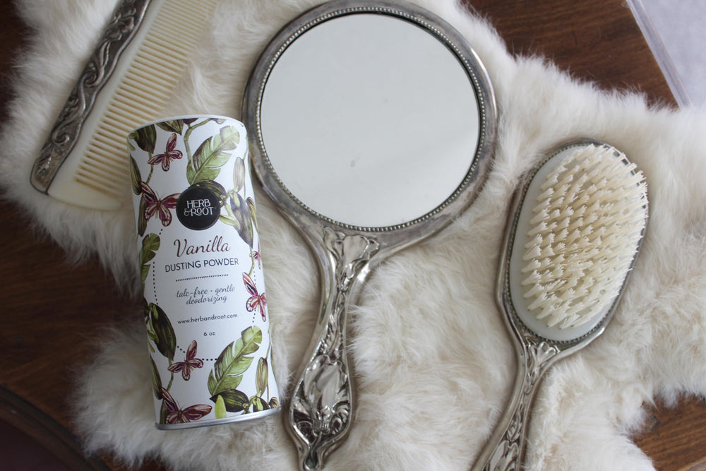 Herb & Root gift set full-size vanilla box conveys gift-ready option.