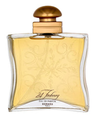 Hermès 24 Faubourg cap detail highlighting luxurious craftsmanship