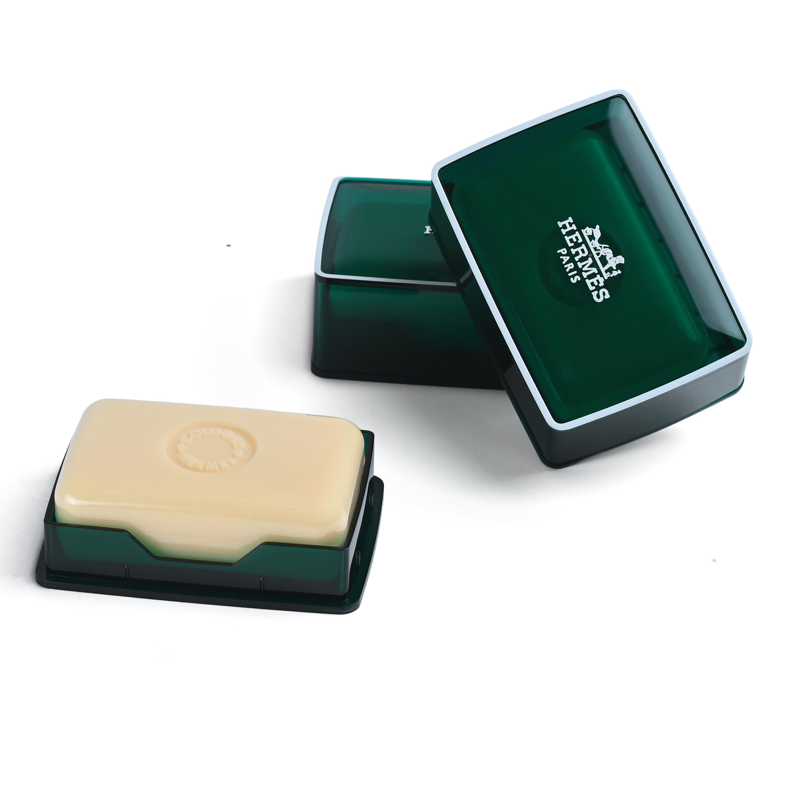 Hermès Eau d'Orange Verte soap close-up shows refreshing citrus scent.