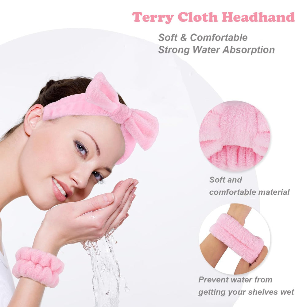 HIUZAR cleaning mat and toiletry bag help organize tools on the go.