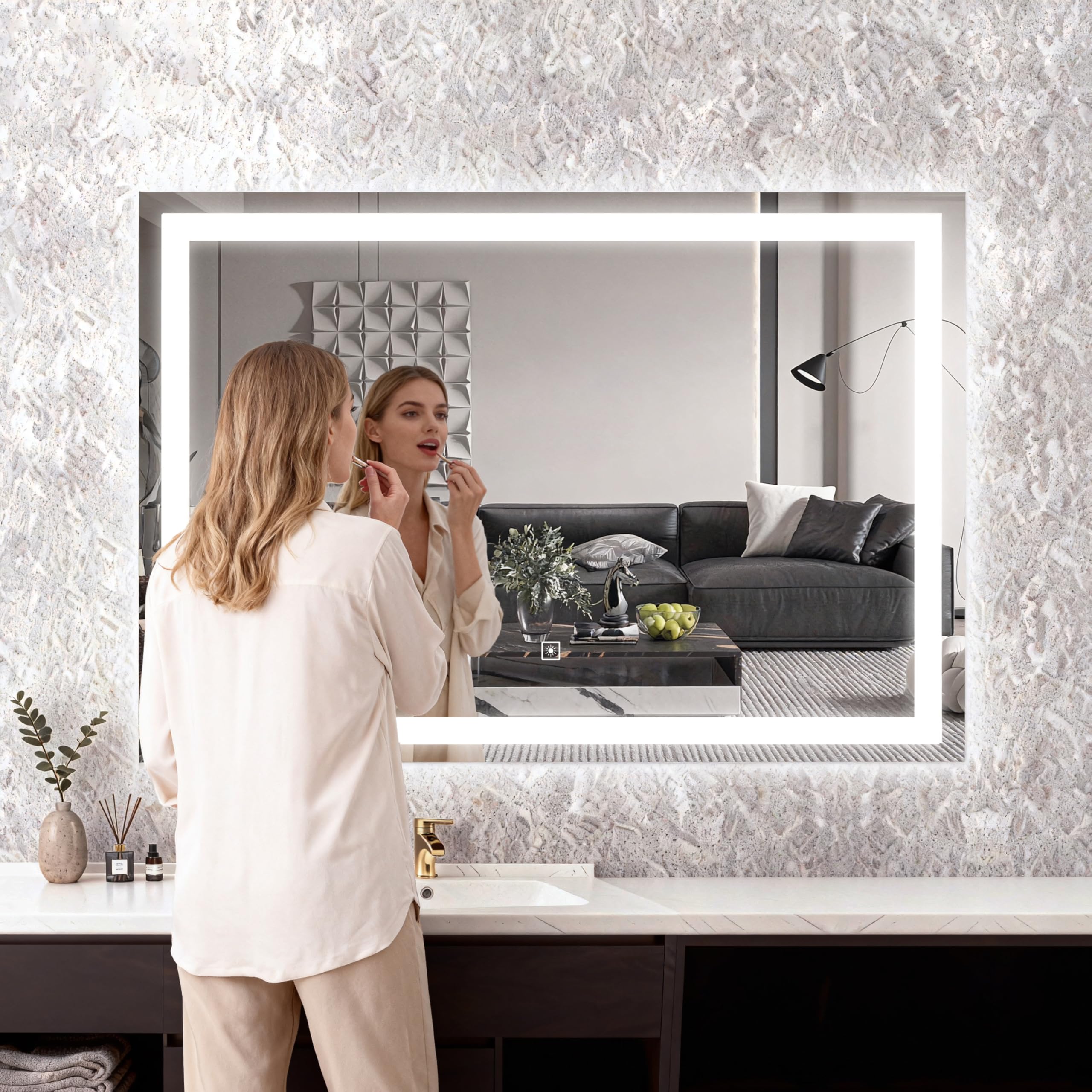 HNV vanity mirror crystal-clear glass delivers sharp reflections