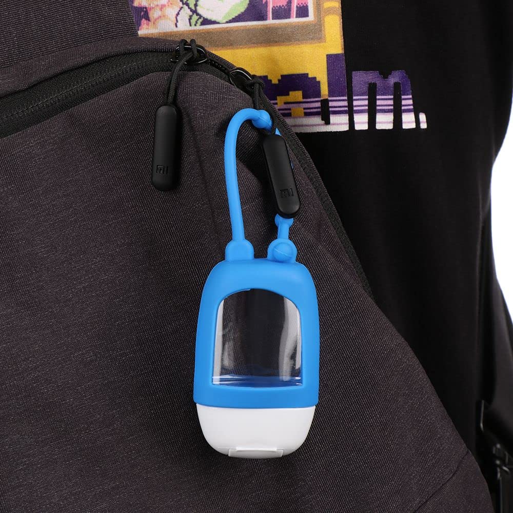 HomeSoGood silicone clip secures bottles to backpack, easy access during adventures.