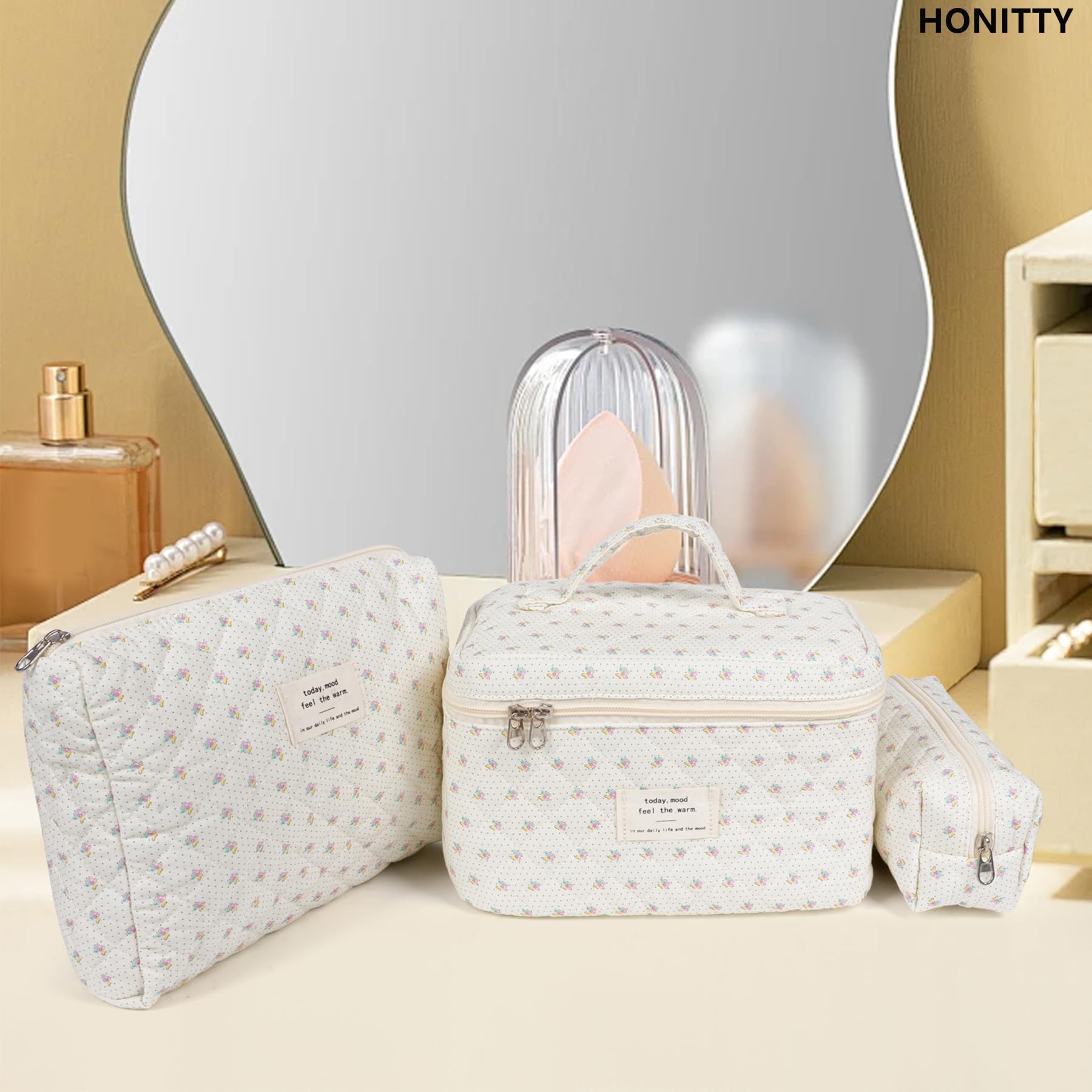 Honitty floral bag durable zipper for smooth access.
