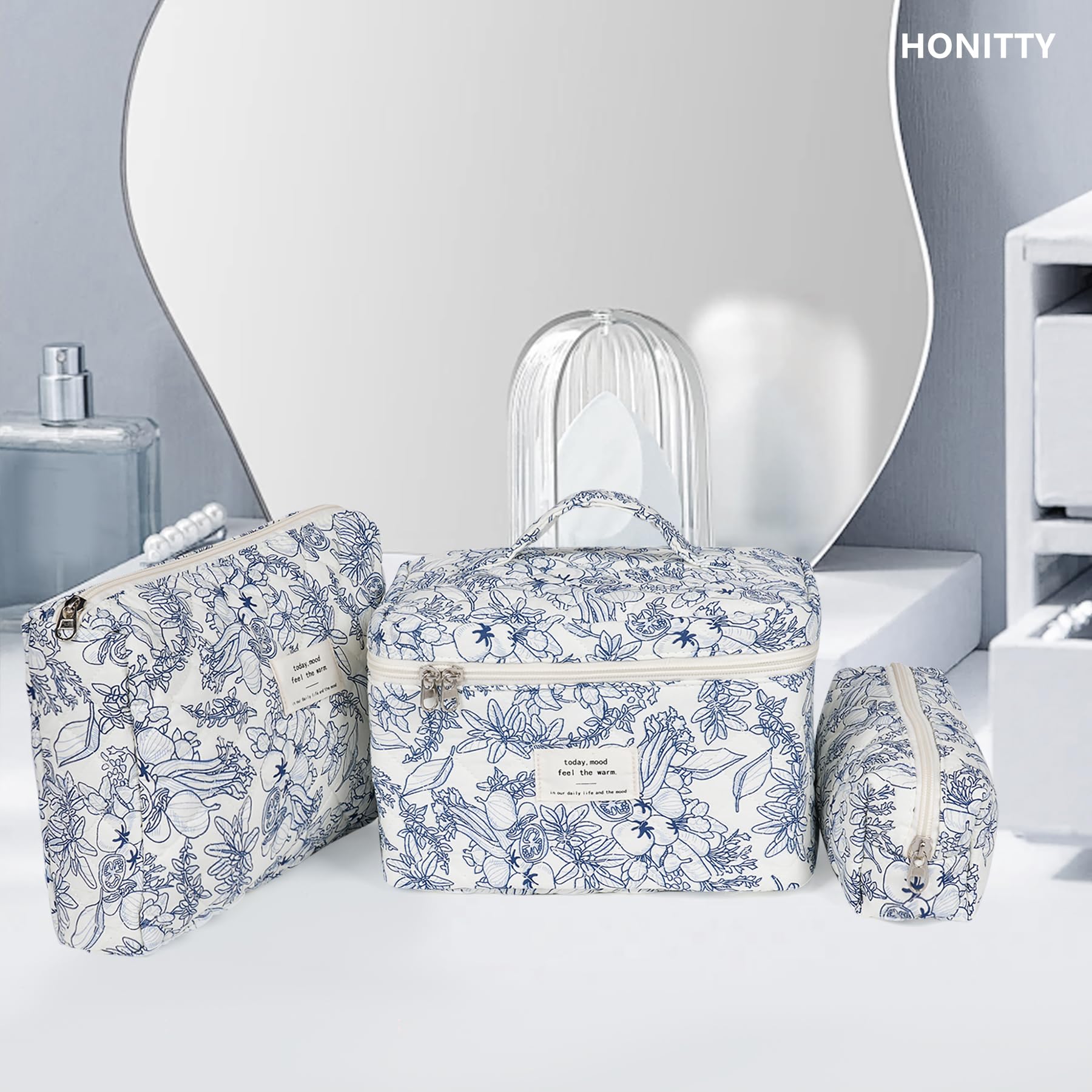 Honitty makeup bag durable zipper closeup emphasizing durable build