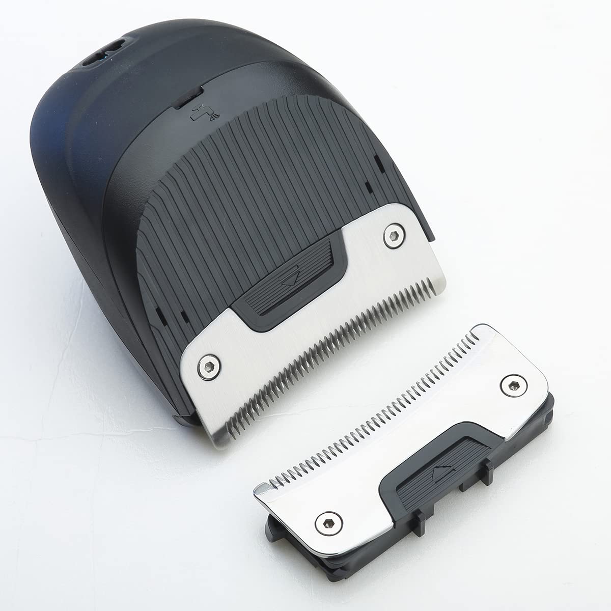 HONTEC replacement blade shows compatibility with Remington HC4240/HC4250 for easy upgrades.