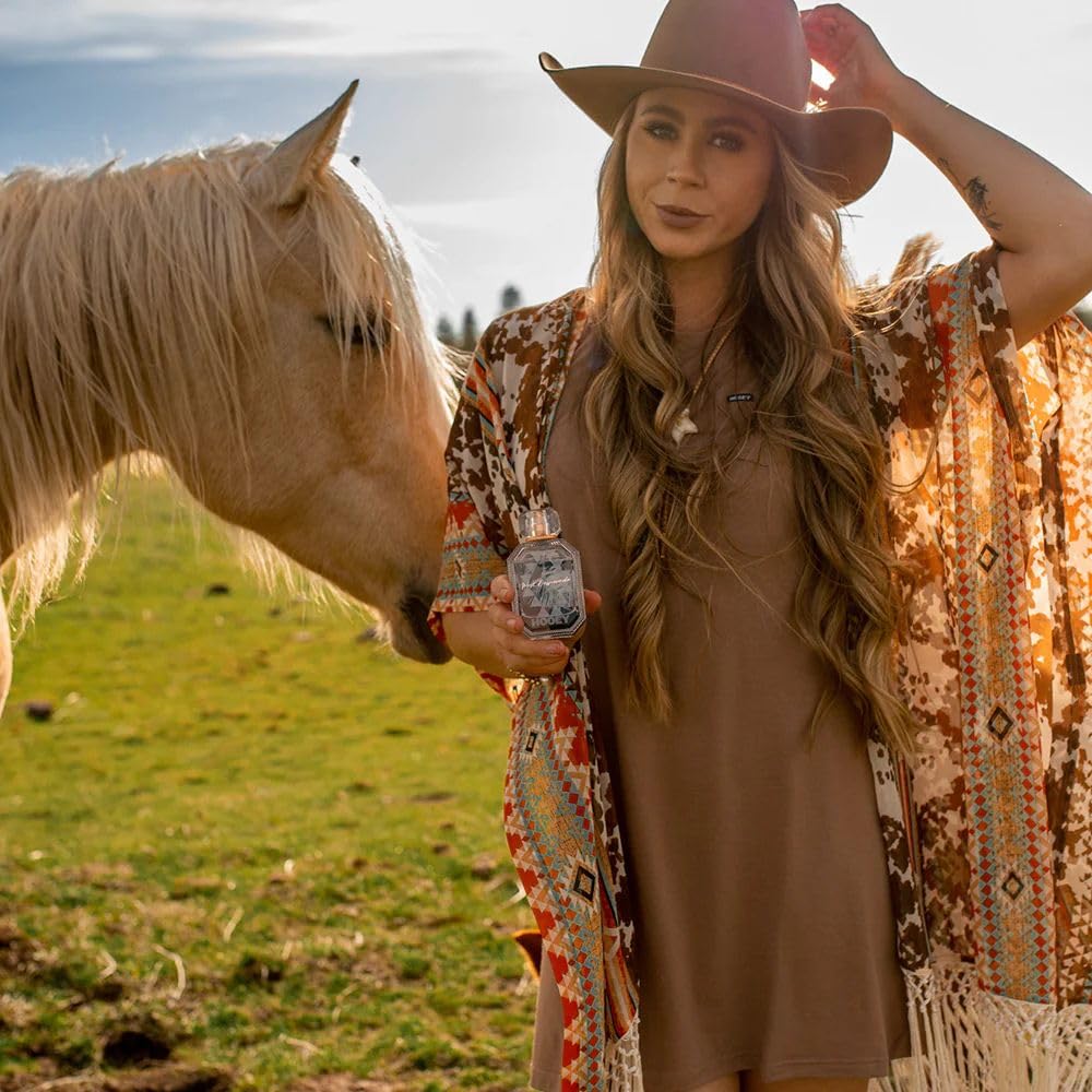 HOOEY West Desperado base notes cedarwood vetiver amber provide lasting wear.