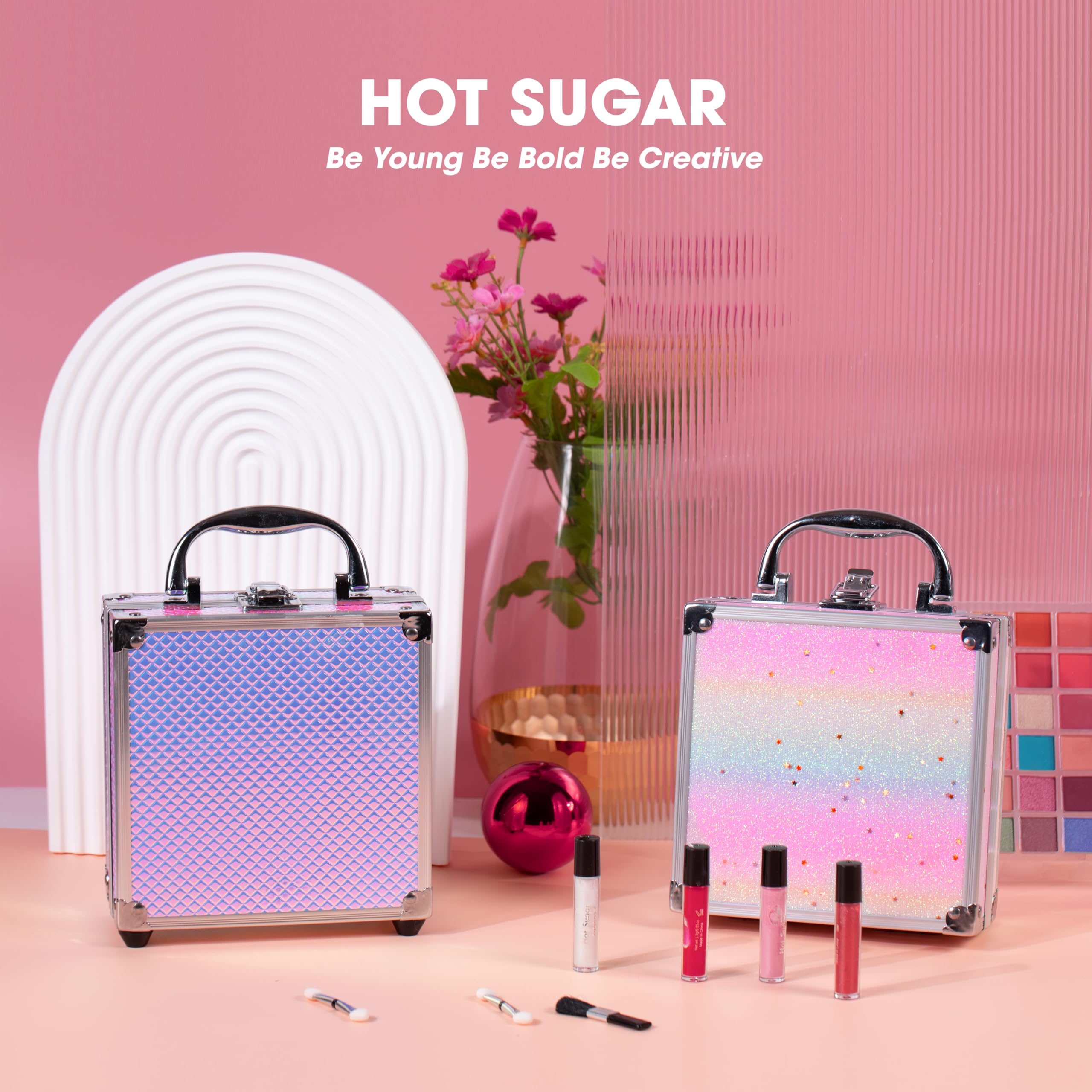 Hot Sugar makeup-brush-set for easy, mess-free application