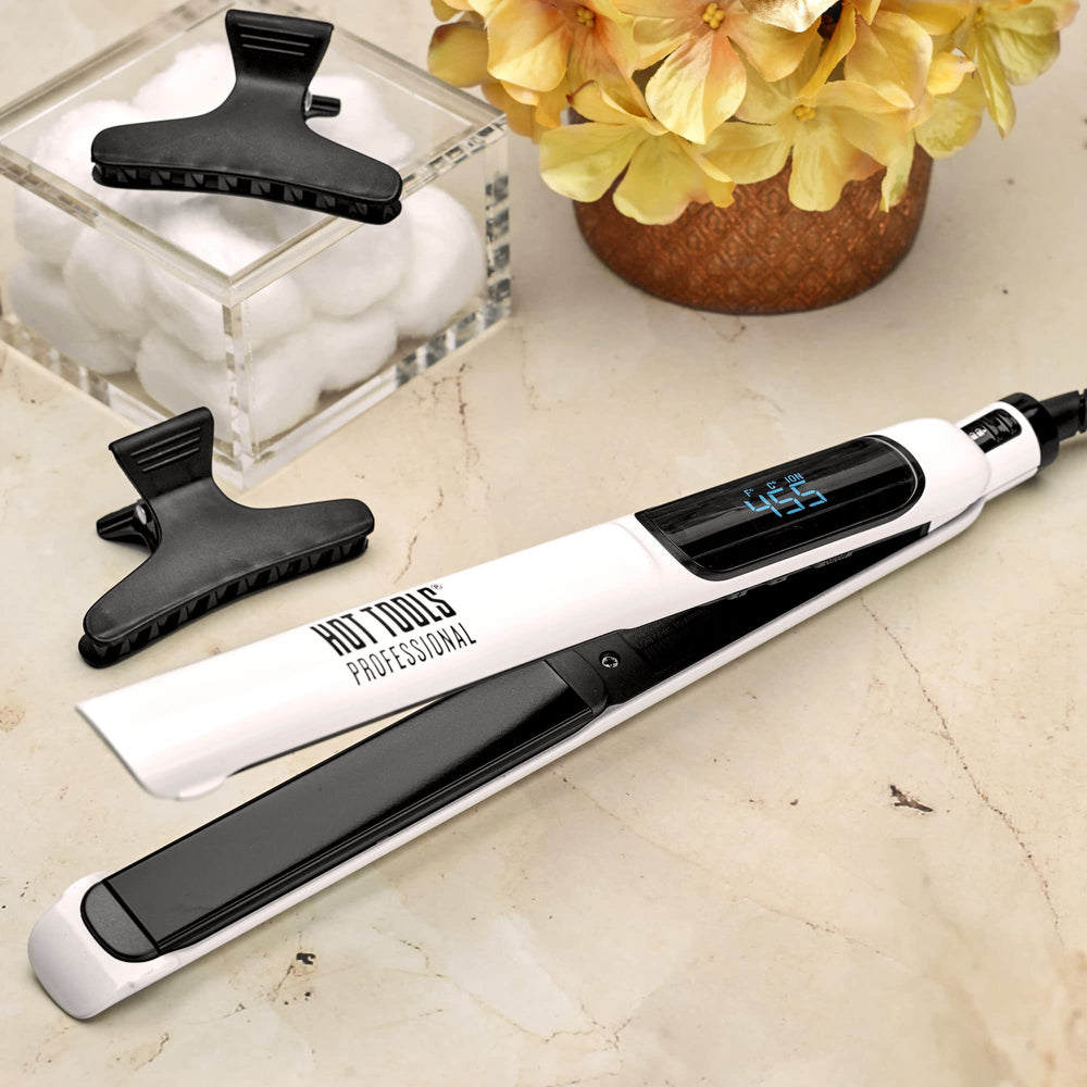 HOT TOOLS Pro Artist Floating plates ensure full hair contact for precise straightening or curling