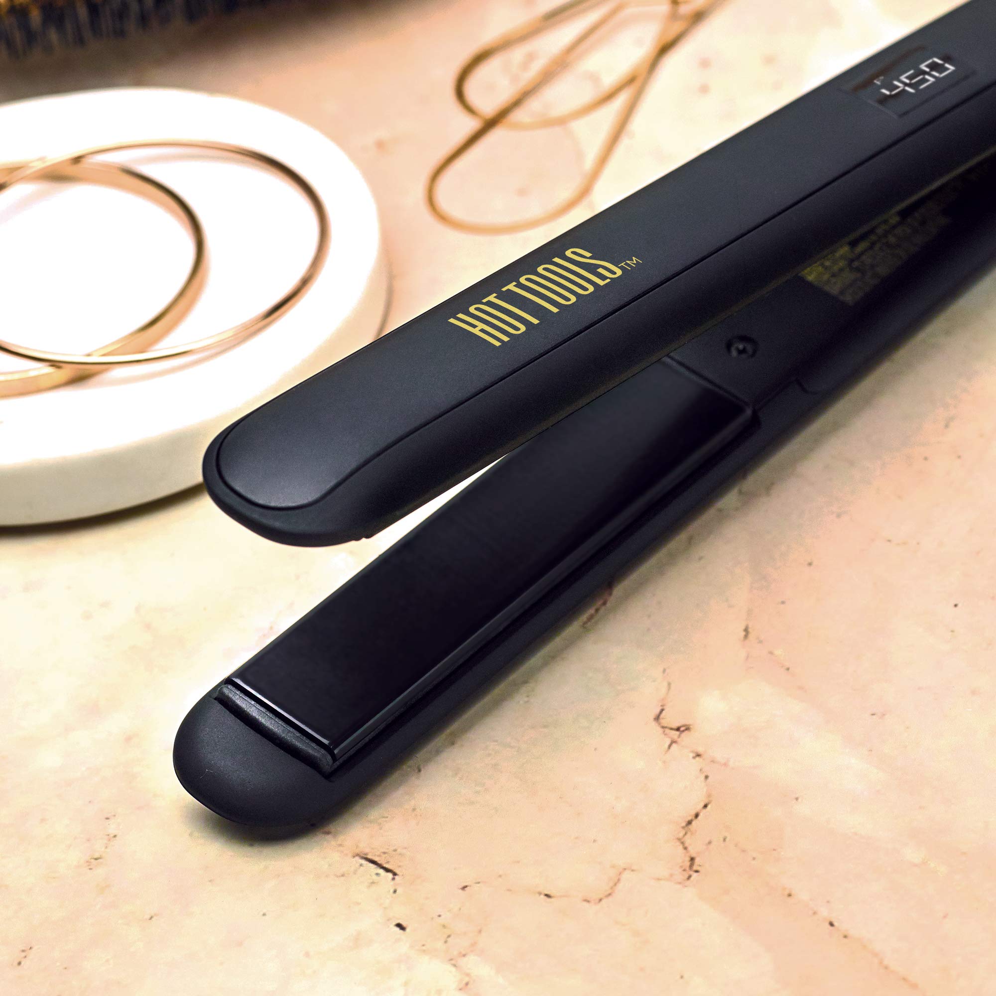 HOT TOOLS Pro Signature flat iron auto shut-off for safer, worry-free use.