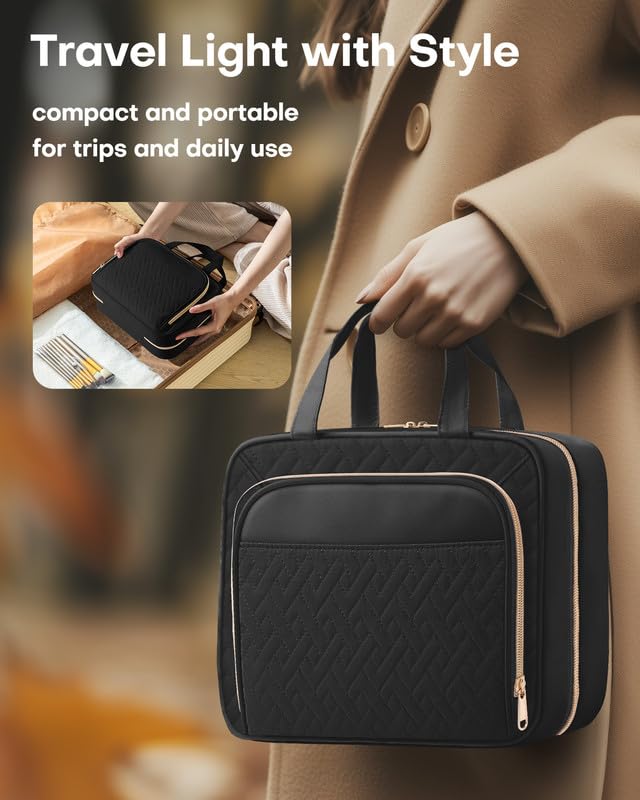 HOTOR travel bag top handle lets you grab items quickly
