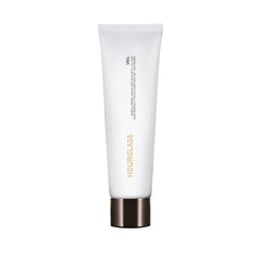 Hourglass Jumbo Veil Mineral Primer bottle-pump delivers a smooth, long-lasting base.
