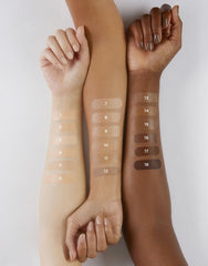 Hourglass Veil Hydrating Skin Tint being applied for no-makeup makeup look.