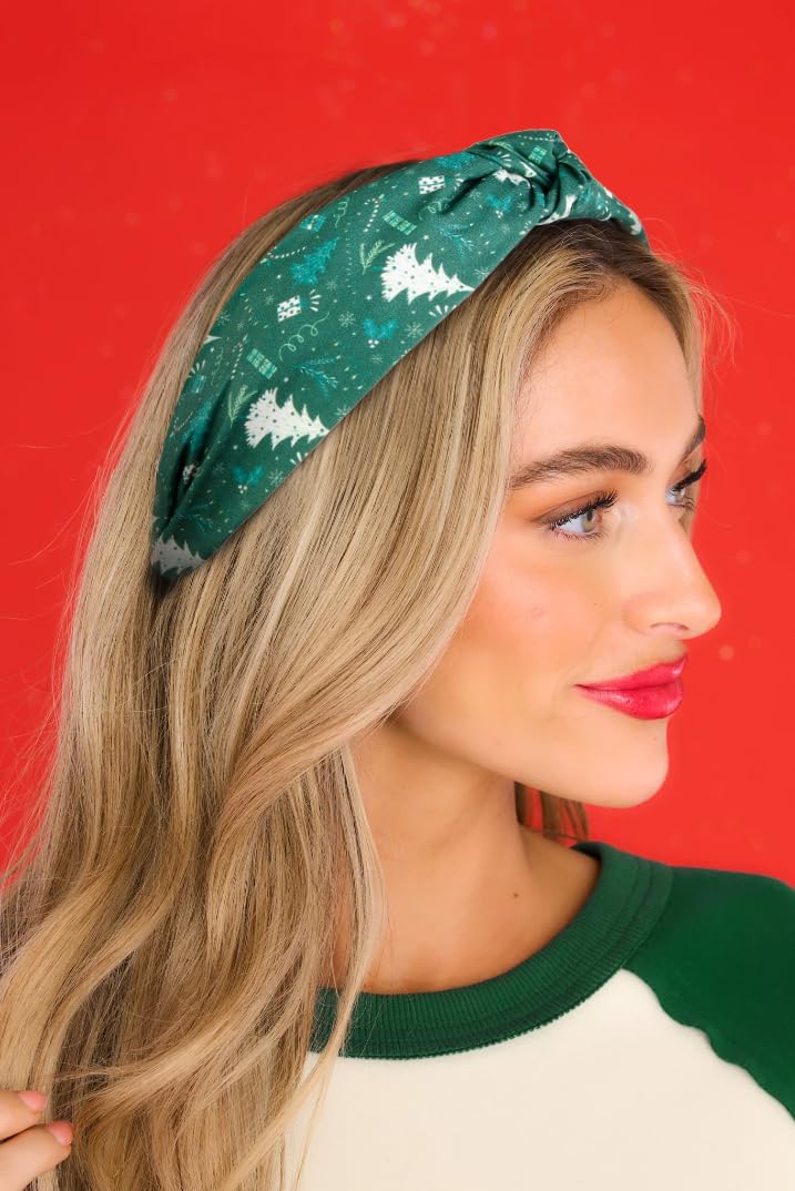 Huachi knotted headbands offer secure comfort for all-day wear.