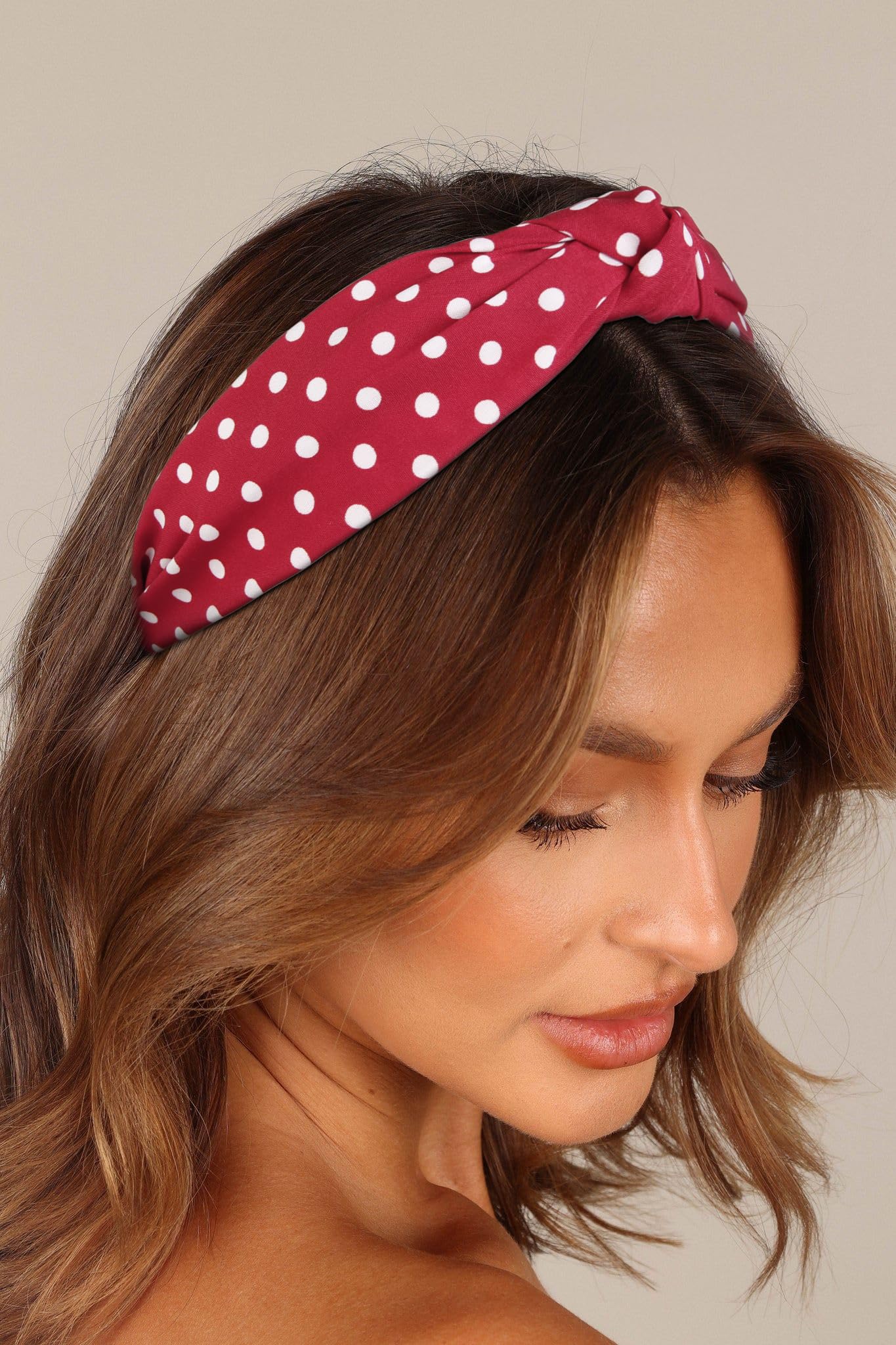 Huachi polka-dot headbands non-slip for secure wear during activities.