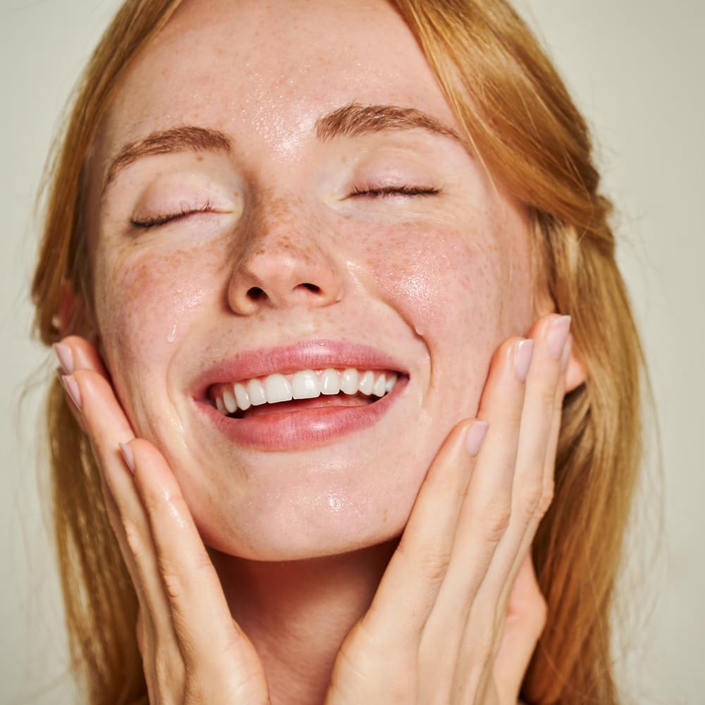 Humphreys toner aloe and rose image conveys soothing relief for sensitive skin.