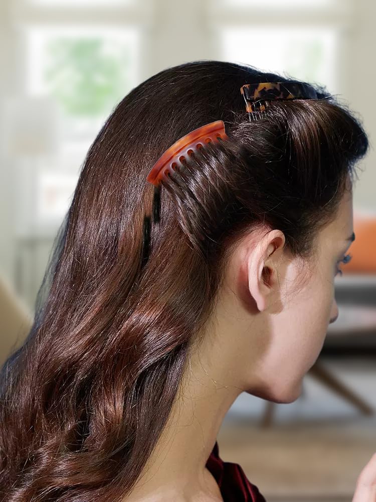 HYFEEL hair side comb tortoise closeup shows color and light-weight feel for comfortable wear.