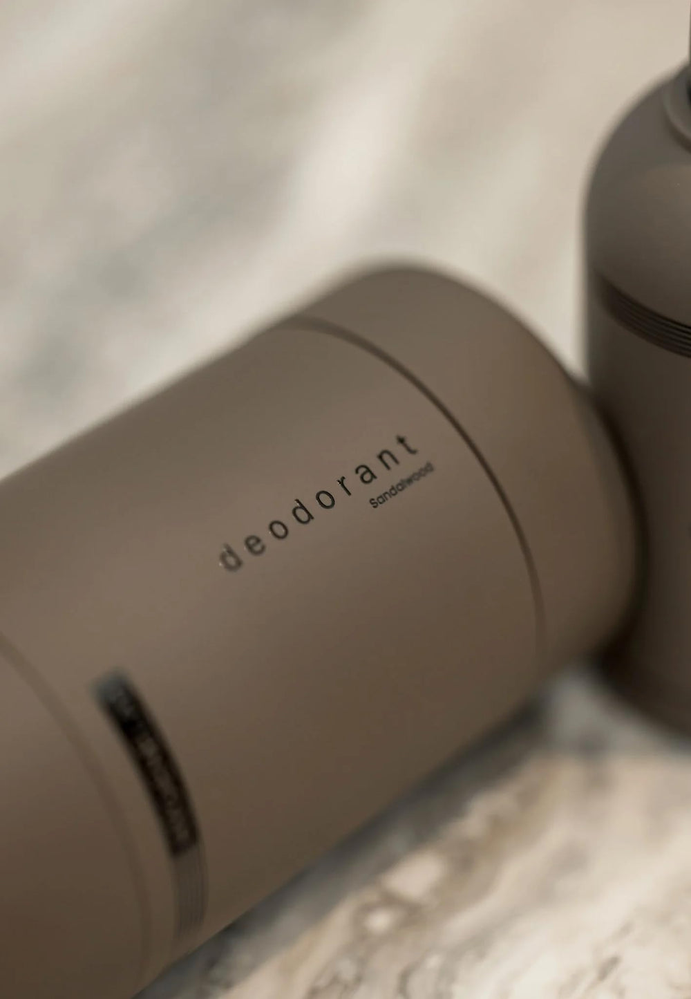 HygieneLab bottle cap close-up highlights sleek, ready-to-use format.