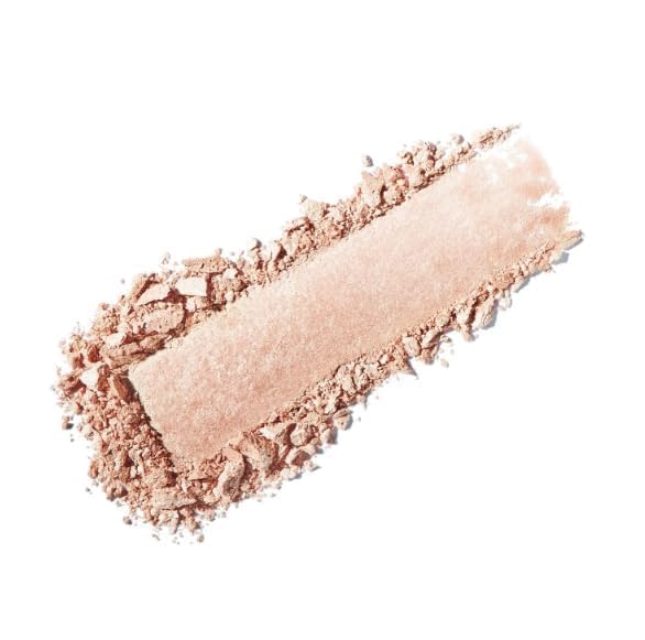 ICONIC LONDON Lit and Luminous body-and-eyes-glow enhances skin with universal radiance.